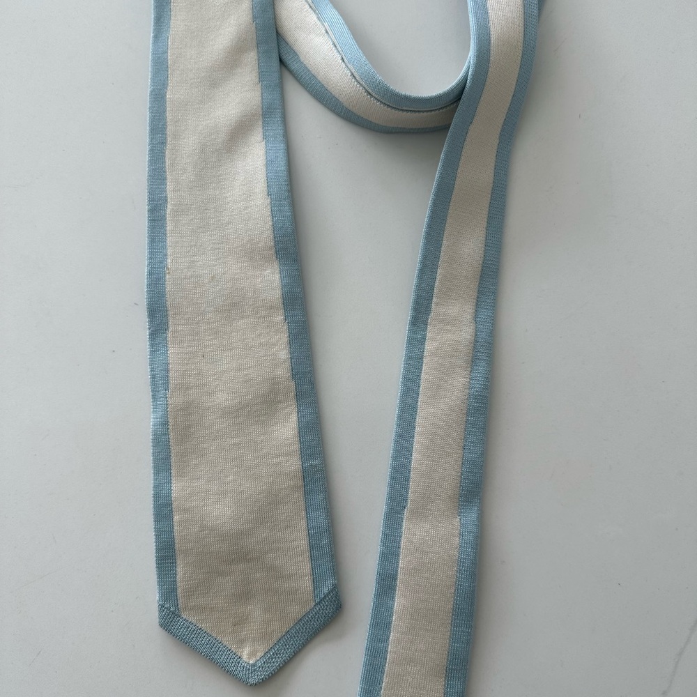 Gucci Sky Blue and White Men's Tie